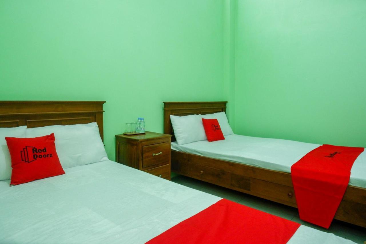 Reddoorz Syariah Near Monumen Jogja Kembali Hotel Kejayan Eksteriør billede